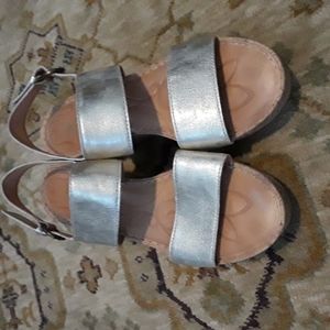 Born Gold Leather Wedge Sandal 10